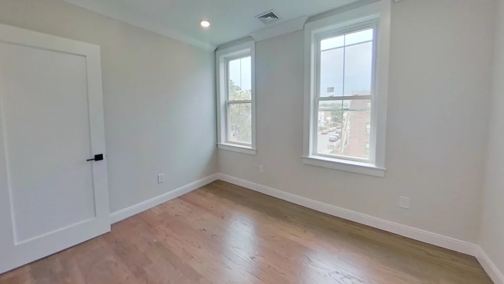 3 bed, 1 bath apartment for rent at 93 George St Unit 3, Roxbury — photo 4 of 9