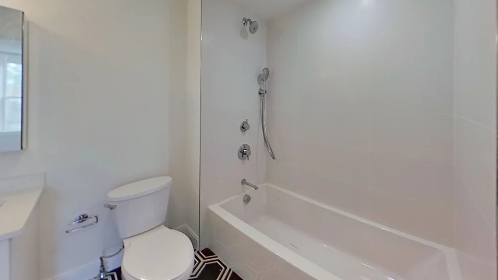 3 bed, 1 bath apartment for rent at 93 George St Unit 3, Roxbury — photo 6 of 9