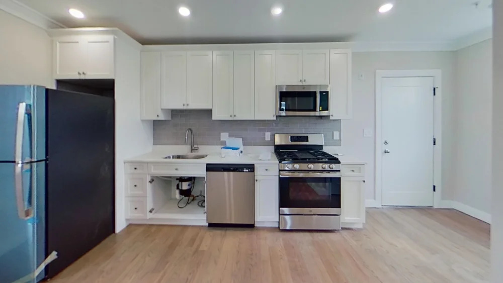 3 bed, 1 bath apartment for rent at 93 George St Unit 3, Roxbury — photo 1 of 9