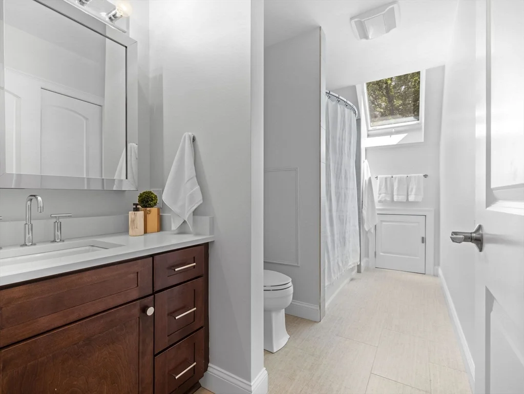 3 bed, 3 bath apartment for rent at 93 Goulding St W, Sherborn — photo 30 of 41