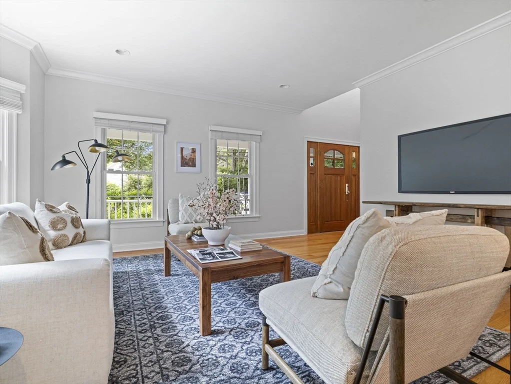 3 bed, 3 bath apartment for rent at 93 Goulding St W, Sherborn — photo 15 of 41