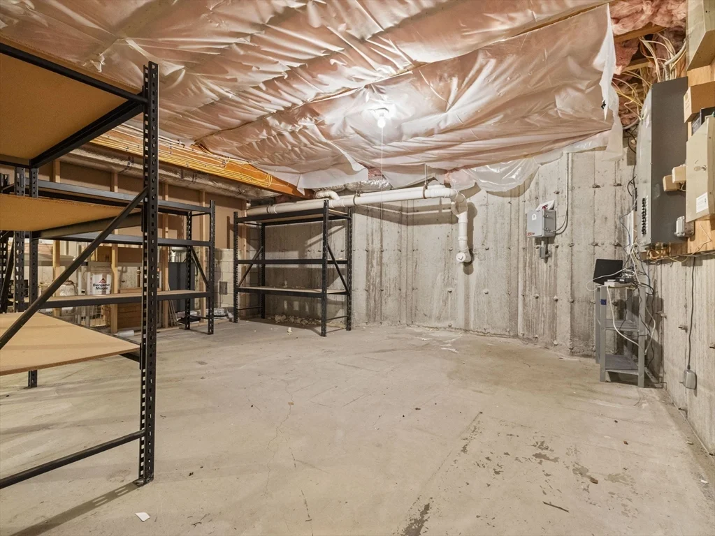 3 bed, 3 bath apartment for rent at 93 Goulding St W, Sherborn — photo 37 of 41