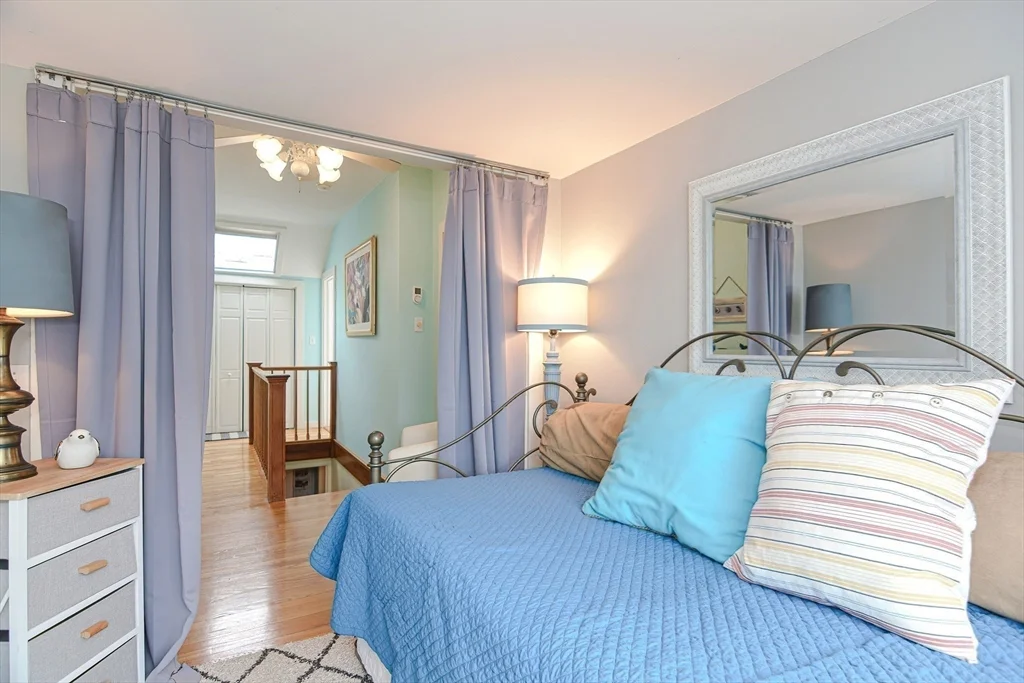 3 bed, 2 bath apartment for rent at 93 Granite St Unit 1, Rockport — photo 21 of 24