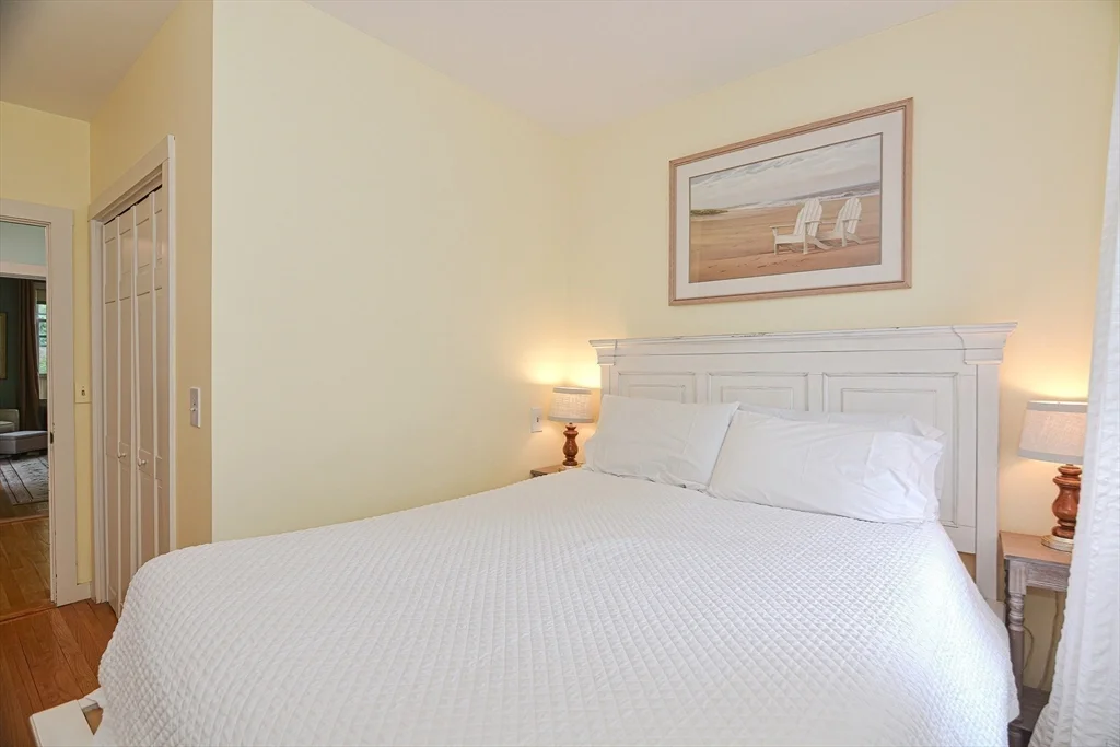3 bed, 2 bath apartment for rent at 93 Granite St Unit 1, Rockport — photo 20 of 24