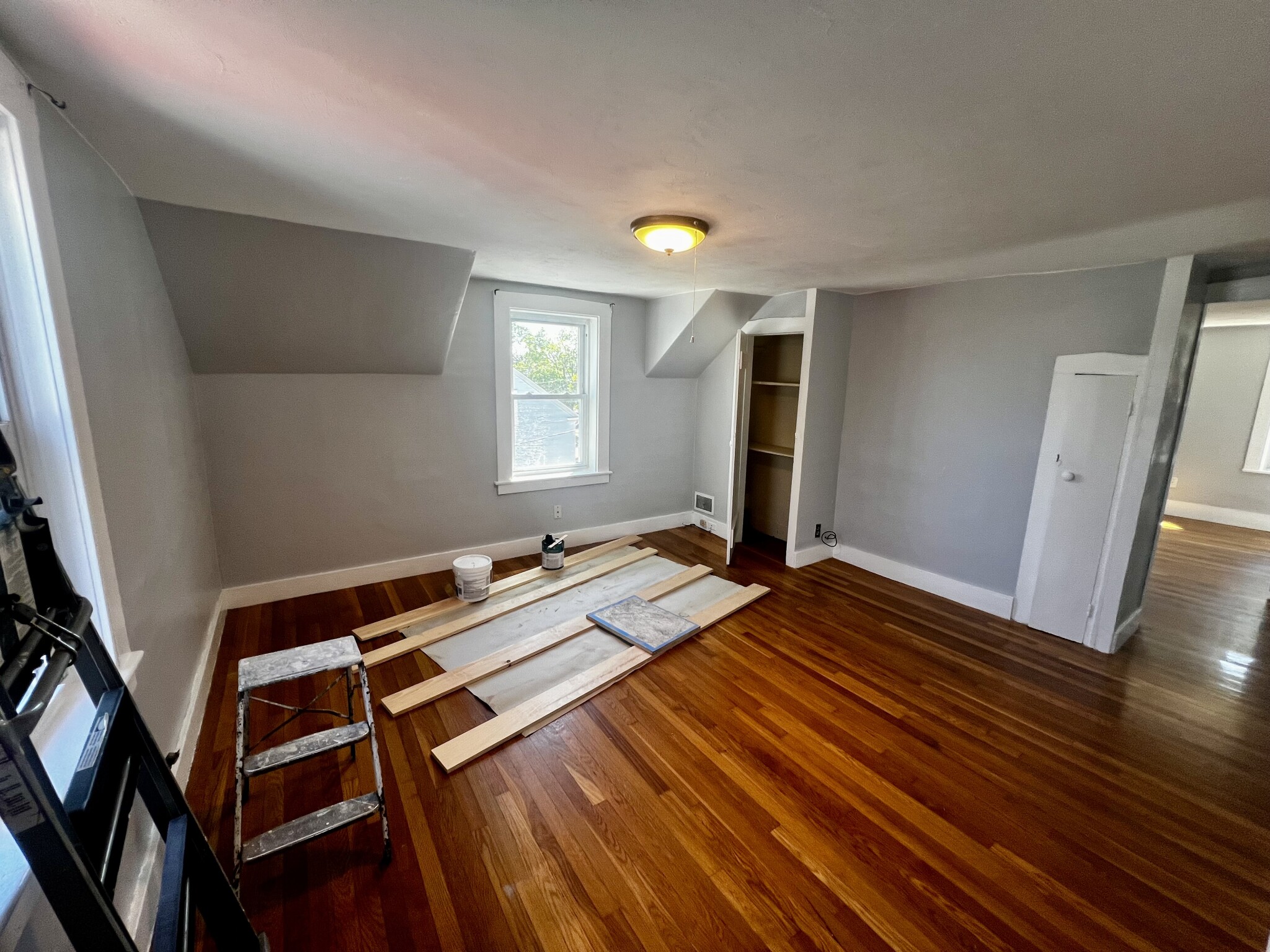 2 bed, 1 bath apartment for rent at 93 Grove St Unit 2, West Lynn — photo 2 of 7