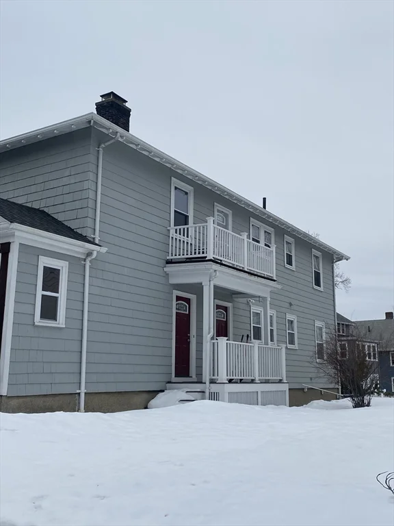 3 bed, 1 bath apartment for rent at 93 Jewett St Unit 2, Newton — photo 11 of 19