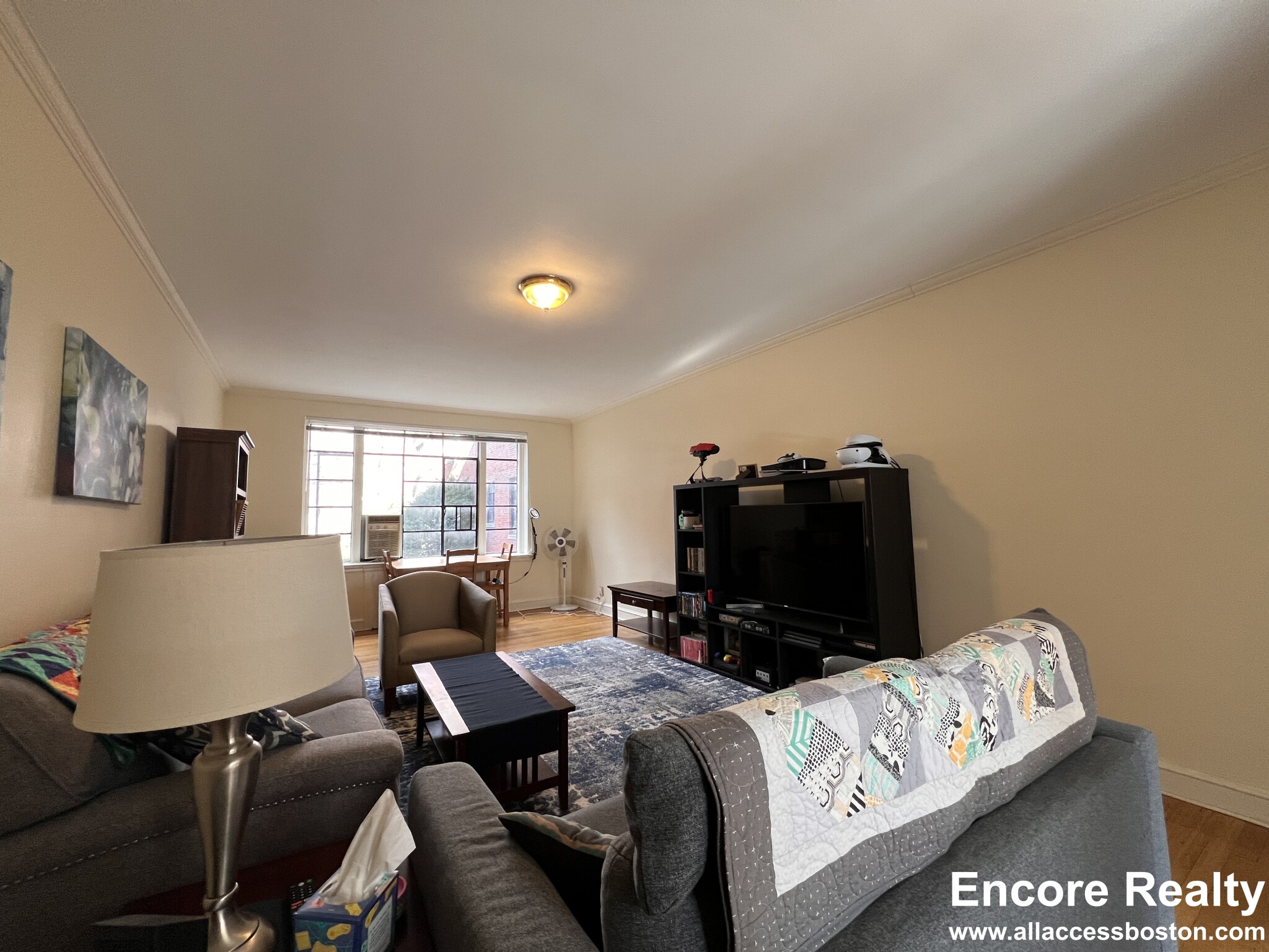 2 bed, 2 bath apartment for rent at 93 Longwood Ave Unit 2, Coolidge Corner — photo 3 of 14