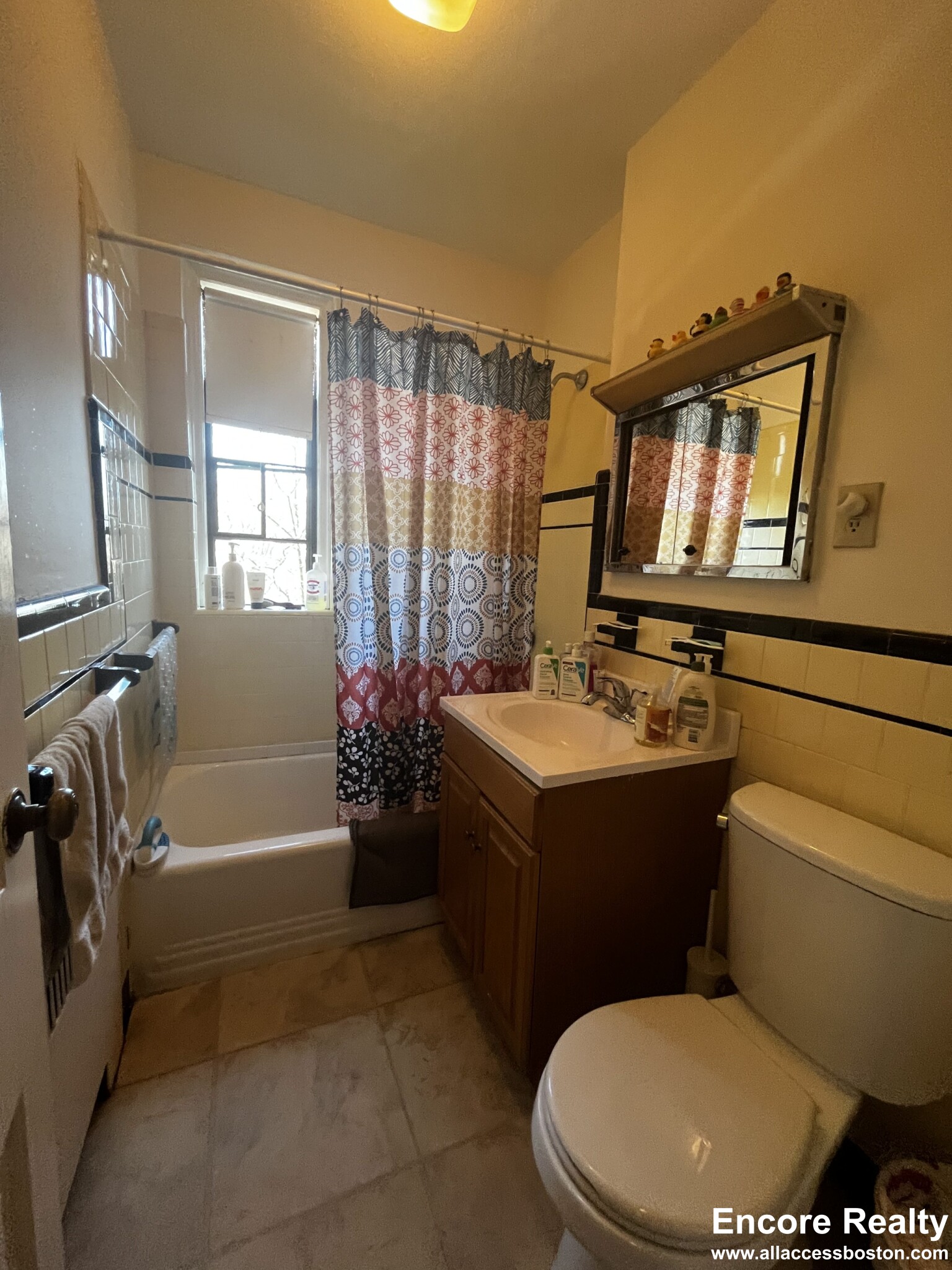 1.5 bed, 1 bath apartment for rent at 93 Longwood Ave Unit 5, Coolidge Corner — photo 5 of 8