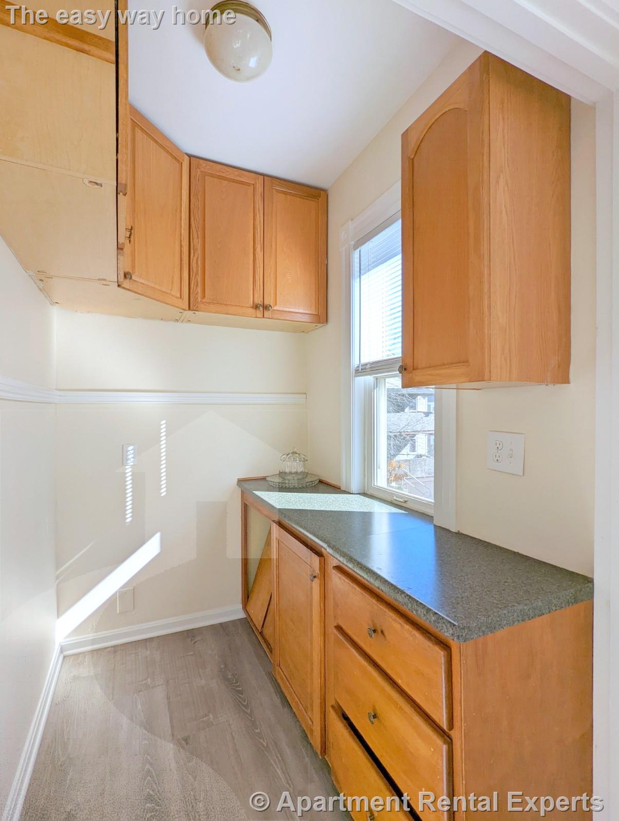 2 bed, 1 bath apartment for rent at 93 Madison Ave Unit 2, Everett — photo 8 of 20