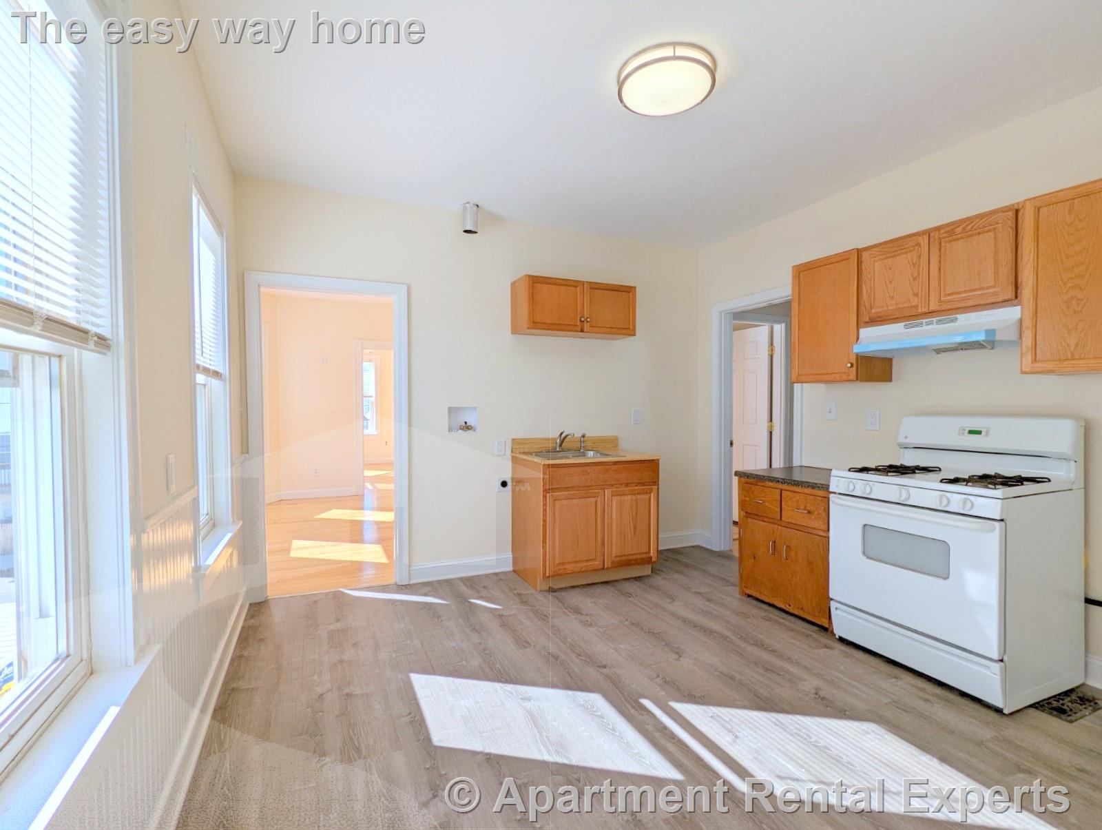 2 bed, 1 bath apartment for rent at 93 Madison Ave Unit 2, Everett — photo 9 of 20