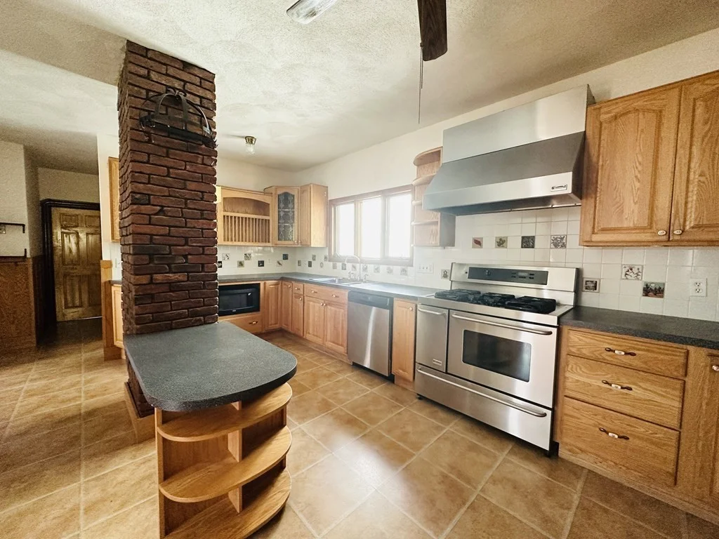 2 bed, 1 bath apartment for rent at 93 Partridge Ave Unit A, East Somerville — photo 2 of 15