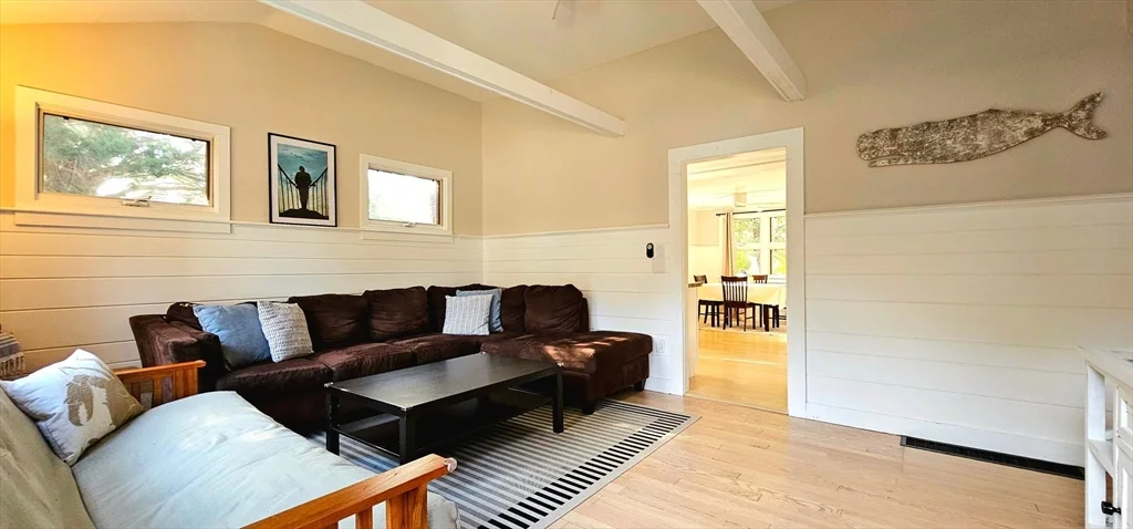 2 bed, 1 bath apartment for rent at 93 Ploughed Neck Rd Unit WINTER, East Sandwich — photo 3 of 14