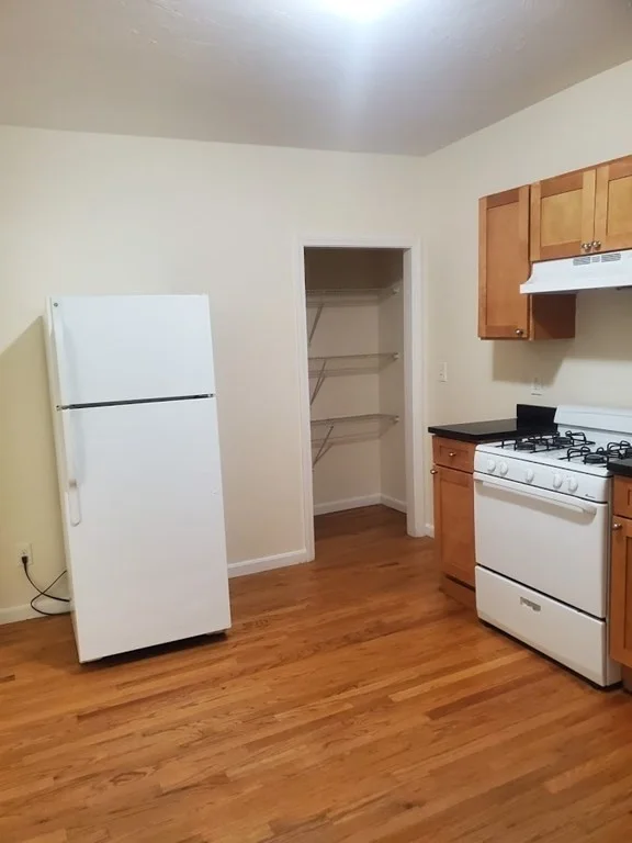 2 bed, 1 bath apartment for rent at 93 Porter St Unit 2, Stoughton — photo 2 of 14