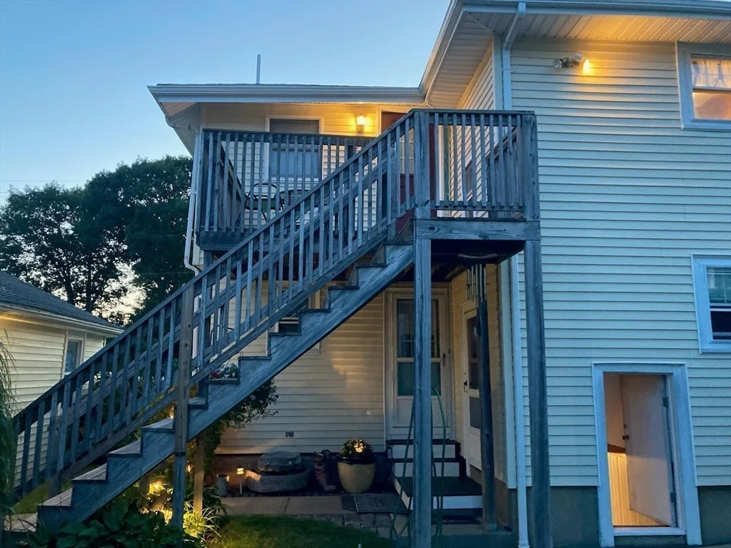 1 bed, 1 bath apartment for rent at 93 Russell St Unit A, Quincy — photo 14 of 14