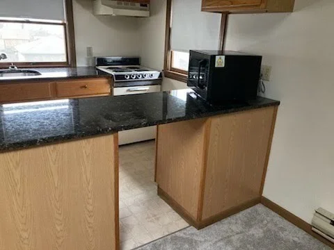 1 bed, 1 bath apartment for rent at 93 Russell St Unit A, Quincy — photo 8 of 14