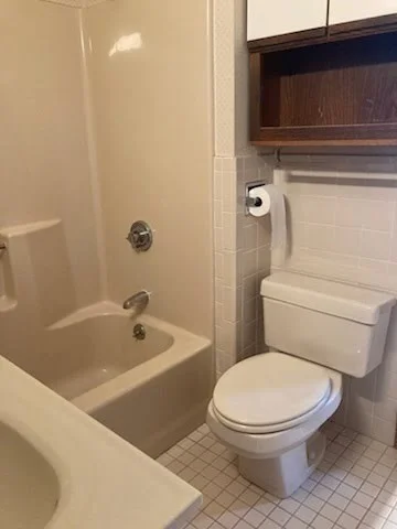 1 bed, 1 bath apartment for rent at 93 Russell St Unit A, Quincy — photo 11 of 14