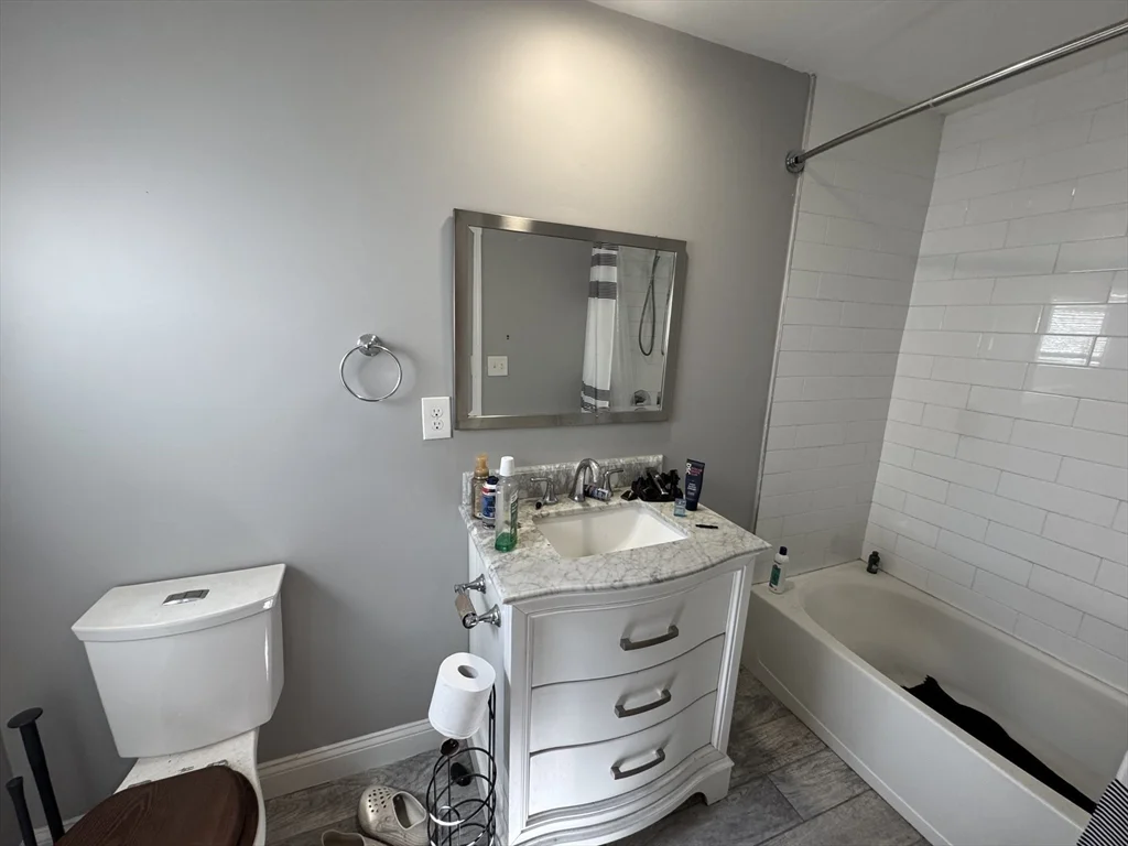 2 bed, 2 bath apartment for rent at 93 Second St Unit 1, East Cambridge — photo 6 of 7