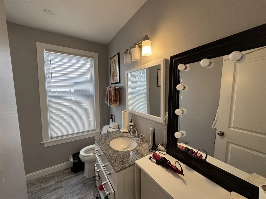 3 bed, 1 bath apartment for rent at 93 Second St Unit 2, East Cambridge — photo 5 of 10