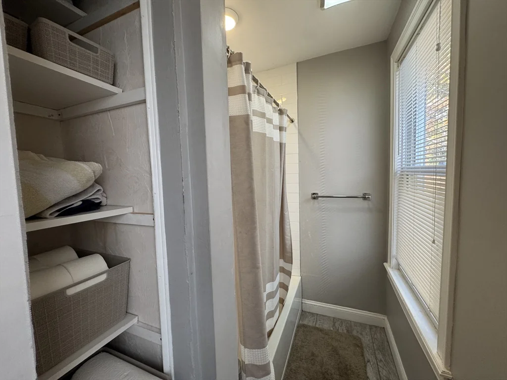 3 bed, 1 bath apartment for rent at 93 Second St Unit 2, East Cambridge — photo 6 of 10