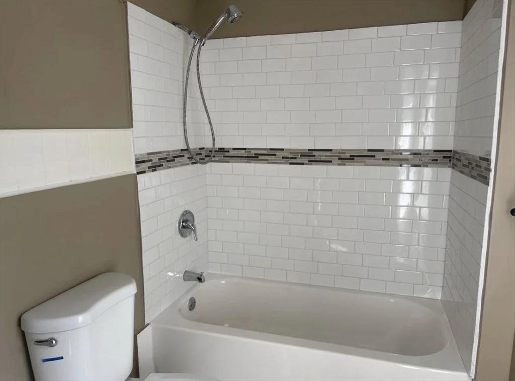 4 bed, 1 bath apartment for rent at 93 Spruce St Unit 93, Winchendon — photo 9 of 13