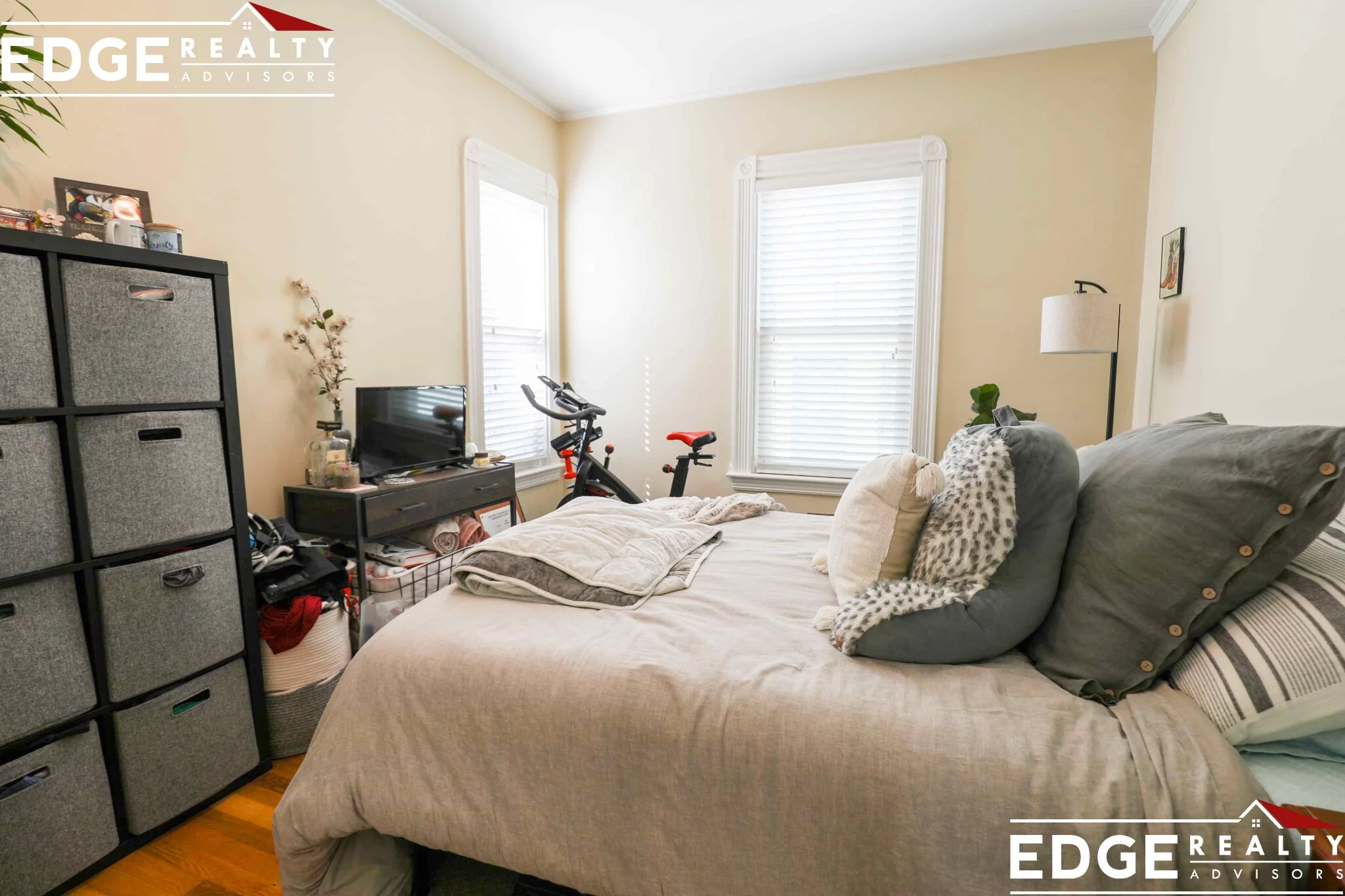 4 bed, 2 bath apartment for rent at 93 Surrey St Unit 1, Brighton — photo 12 of 12