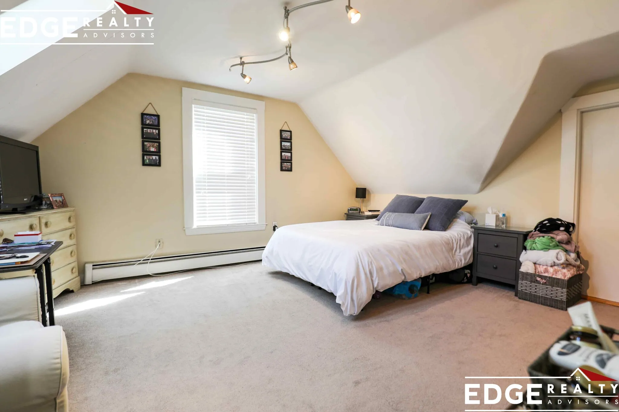 4 bed, 2 bath apartment for rent at 93 Surrey St Unit 1, Brighton — photo 8 of 12