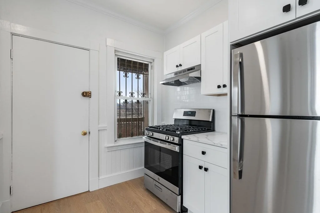3 bed, 1 bath apartment for rent at 93 Sydney St Unit 2, Dorchester — photo 7 of 26