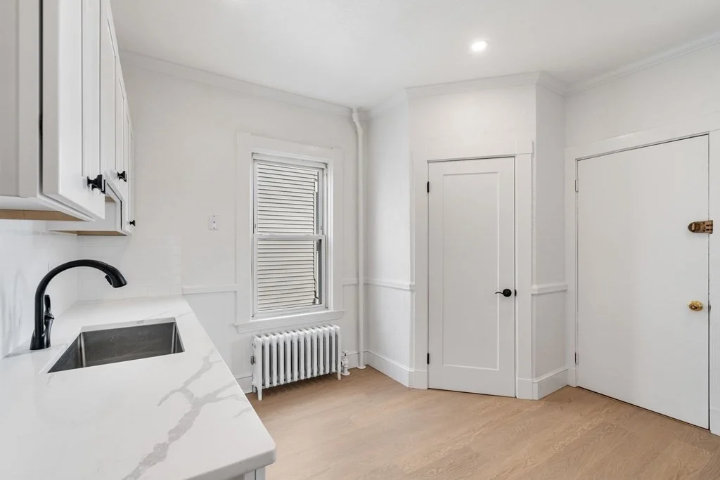 3 bed, 1 bath apartment for rent at 93 Sydney St Unit 2, Dorchester — photo 3 of 26