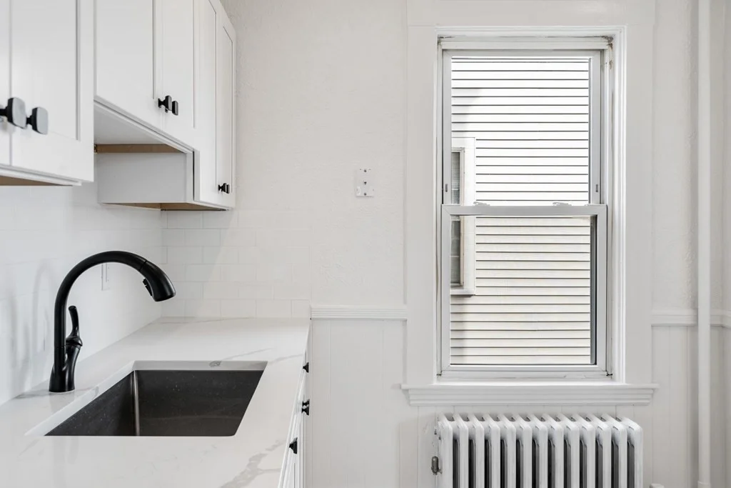 3 bed, 1 bath apartment for rent at 93 Sydney St Unit 2, Dorchester — photo 4 of 26