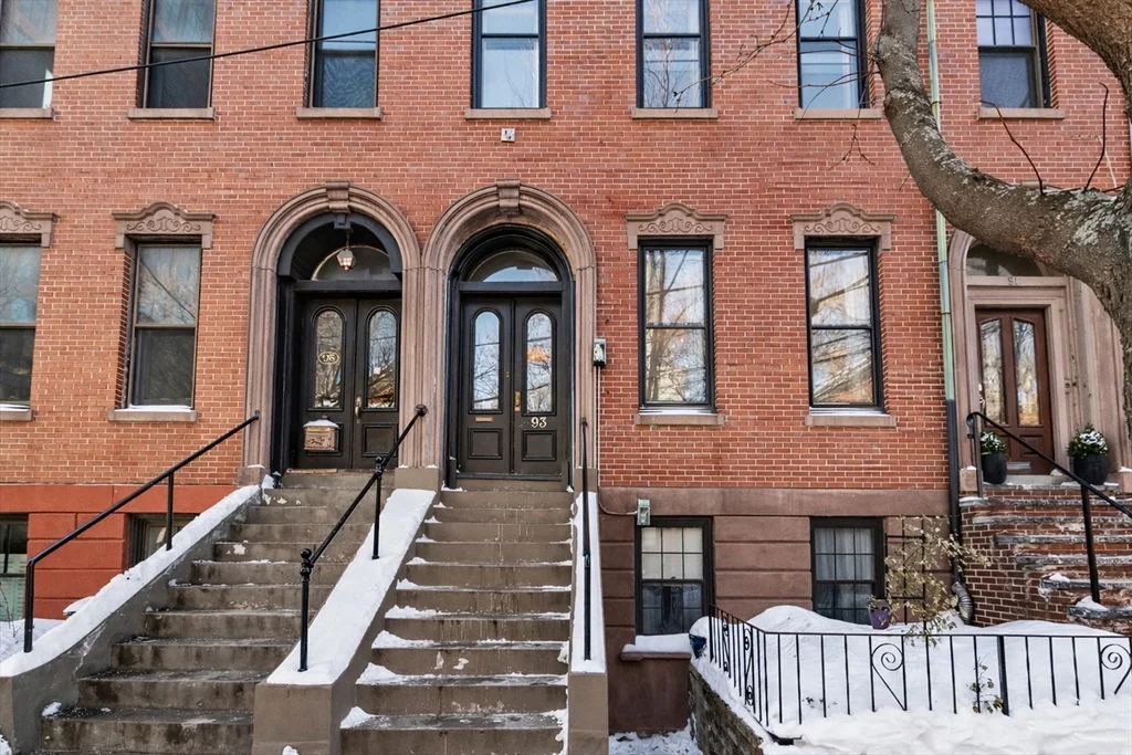 5 bed, 3 bath apartment for rent at 93 Third St Unit 93, East Cambridge — photo 39 of 42