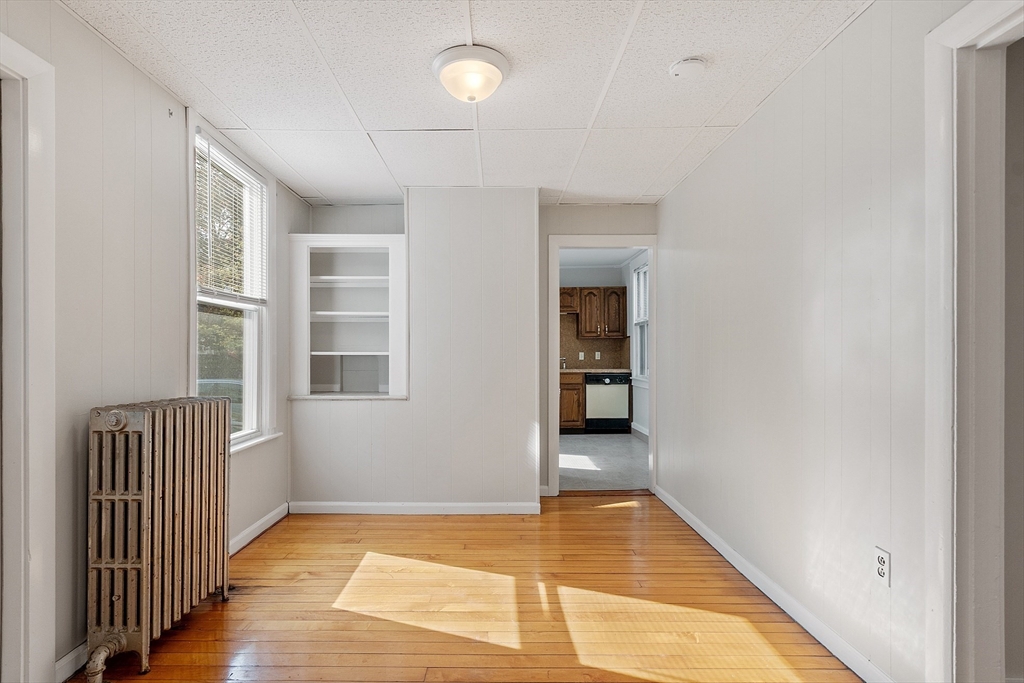 1 bed, 1 bath apartment for rent at 93 Upham St Unit 1, Melrose — photo 4 of 19