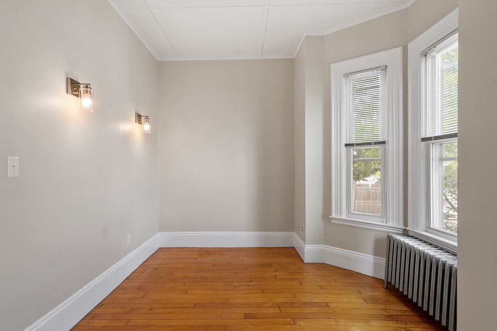 1 bed, 1 bath apartment for rent at 93 Upham St Unit 1, Melrose — photo 13 of 19
