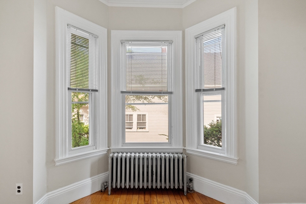 1 bed, 1 bath apartment for rent at 93 Upham St Unit 1, Melrose — photo 15 of 19