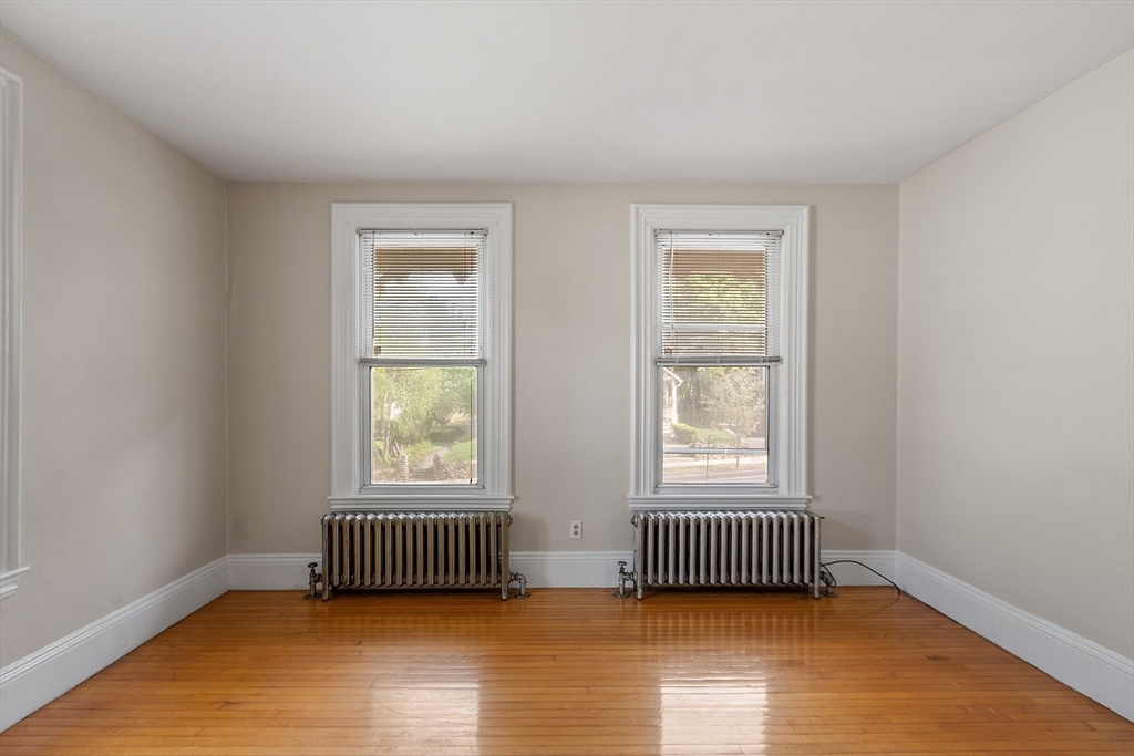 1 bed, 1 bath apartment for rent at 93 Upham St Unit 1, Melrose — photo 10 of 19