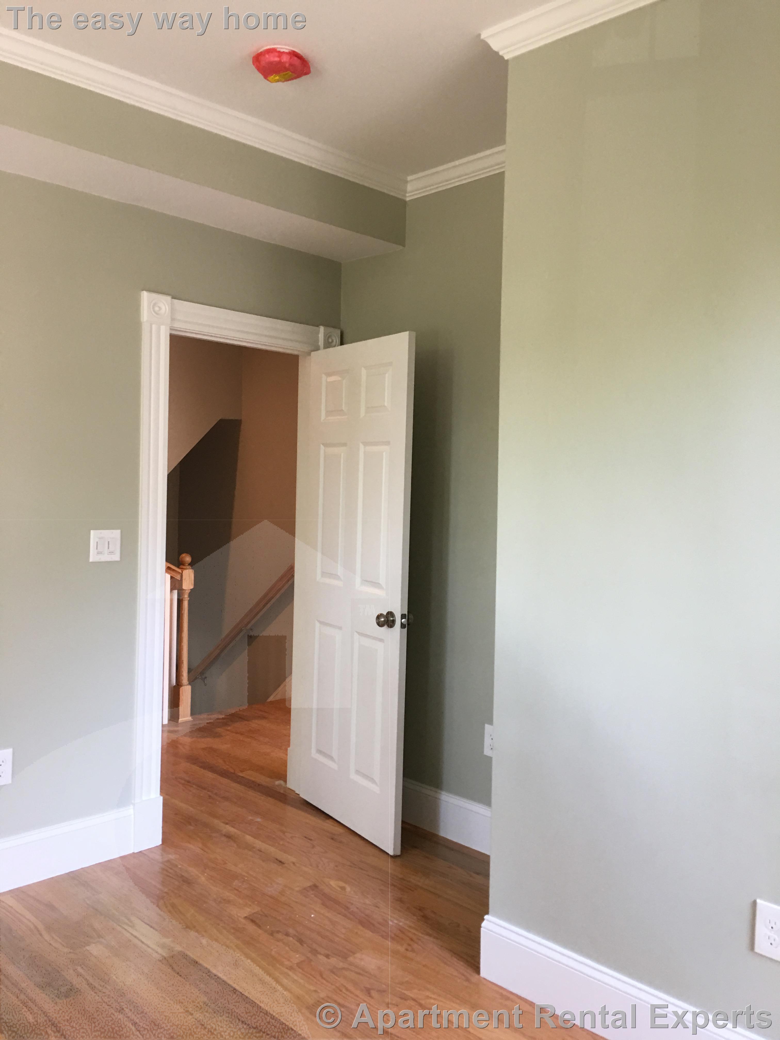 8+ bed, 4+ bath apartment for rent at 93 Upland Rd, Porter Square — photo 3 of 21