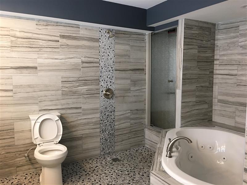 8+ bed, 4 bath apartment for rent at 93 Upland Rd Unit 1, Neighborhood Nine — photo 17 of 21