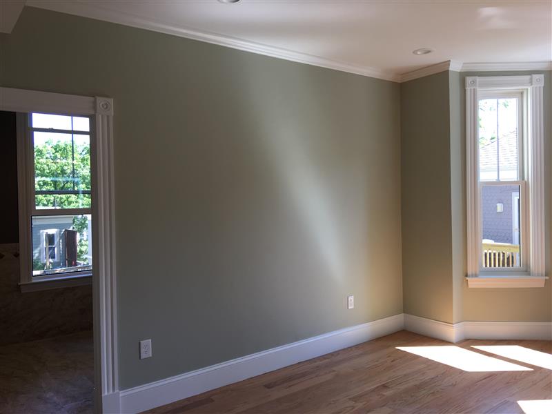 8+ bed, 4 bath apartment for rent at 93 Upland Rd Unit 1, Neighborhood Nine — photo 7 of 21