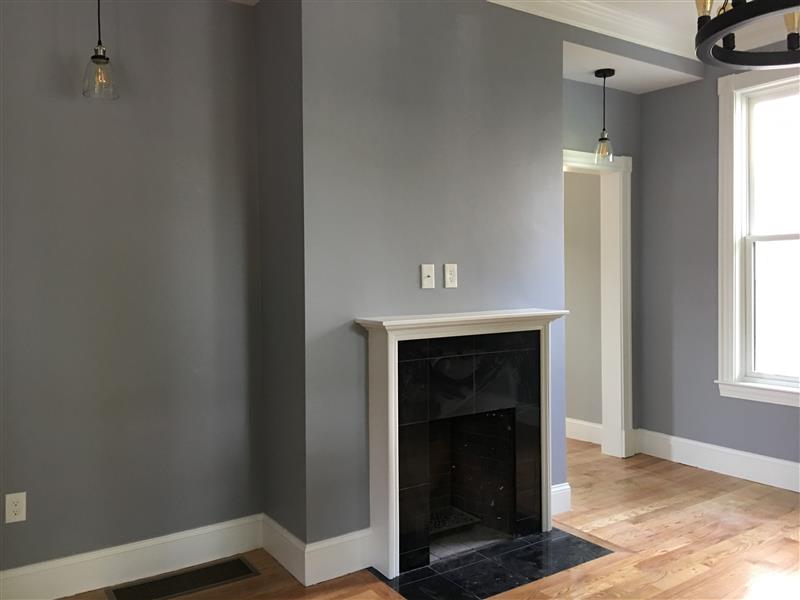 8+ bed, 4 bath apartment for rent at 93 Upland Rd Unit 1, Neighborhood Nine — photo 15 of 21