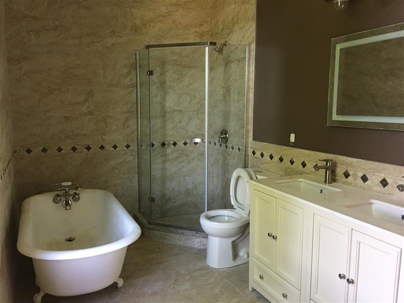 8+ bed, 4 bath apartment for rent at 93 Upland Rd Unit 1, Neighborhood Nine — photo 11 of 21