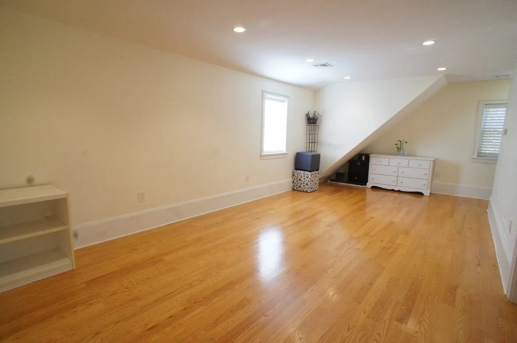 4 bed, 2 bath apartment for rent at 93 Vassall St Unit 93, Quincy — photo 16 of 21