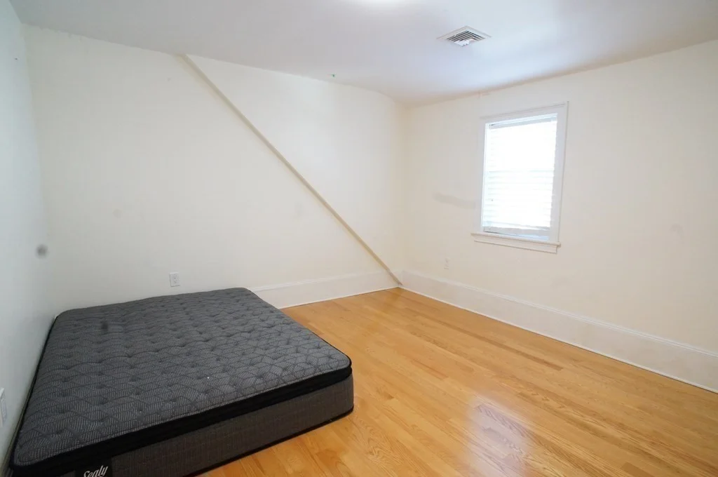 4 bed, 2 bath apartment for rent at 93 Vassall St Unit 93, Quincy — photo 21 of 21