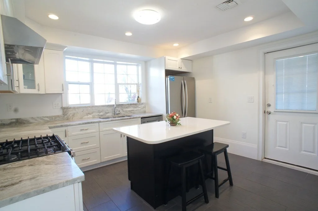 4 bed, 2 bath apartment for rent at 93 Vassall St Unit 93, Quincy — photo 6 of 21