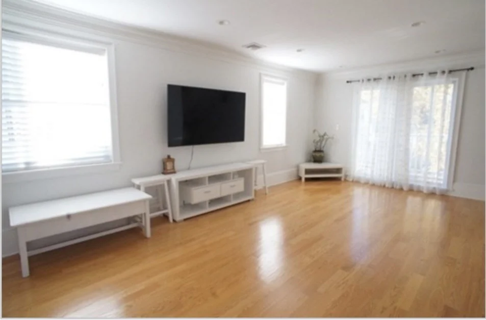 4 bed, 2 bath apartment for rent at 93 Vassall Unit 2, Wollaston — photo 7 of 18