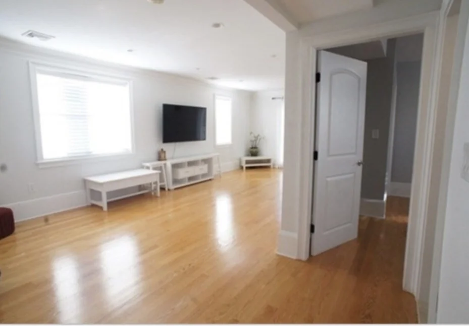 4 bed, 2 bath apartment for rent at 93 Vassall Unit 2, Wollaston — photo 9 of 18