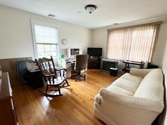 2 bed, 2 bath apartment for rent at 93 W Emerson Unit 3, Melrose — photo 12 of 14