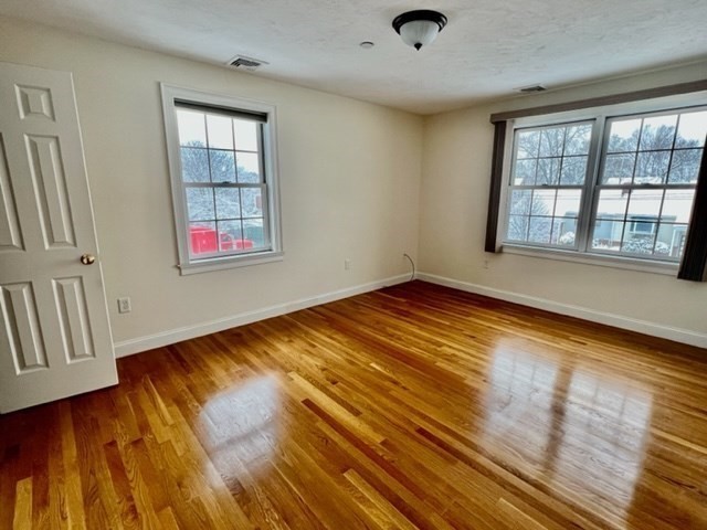 2 bed, 2 bath apartment for rent at 93 W Emerson Unit 3, Melrose — photo 7 of 14