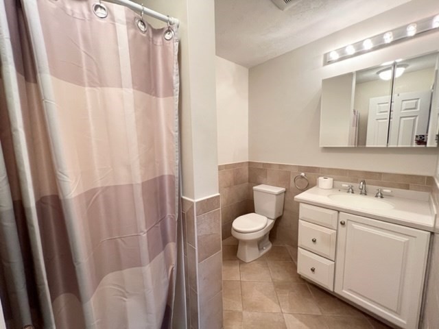 2 bed, 2 bath apartment for rent at 93 W Emerson Unit 3, Melrose — photo 6 of 14