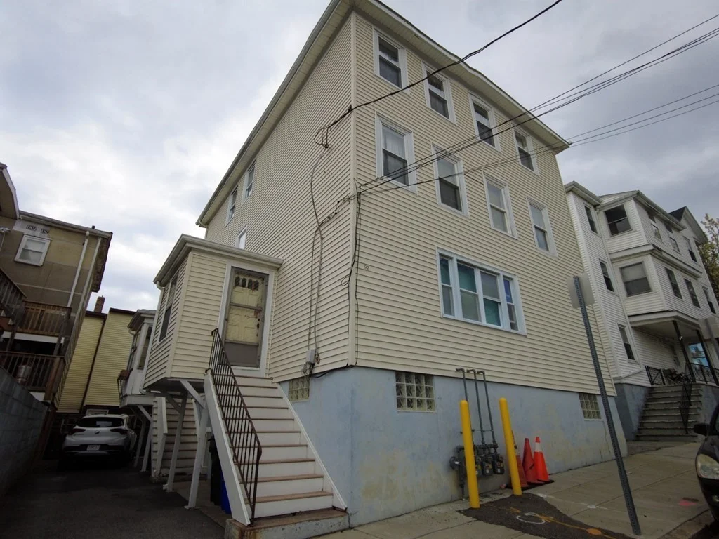 3 bed, 1 bath apartment for rent at 93 Webster St Unit 2, Fall River — photo 15 of 15