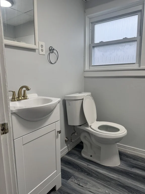 3 bed, 1 bath apartment for rent at 93 Webster St Unit 2, Fall River — photo 13 of 15