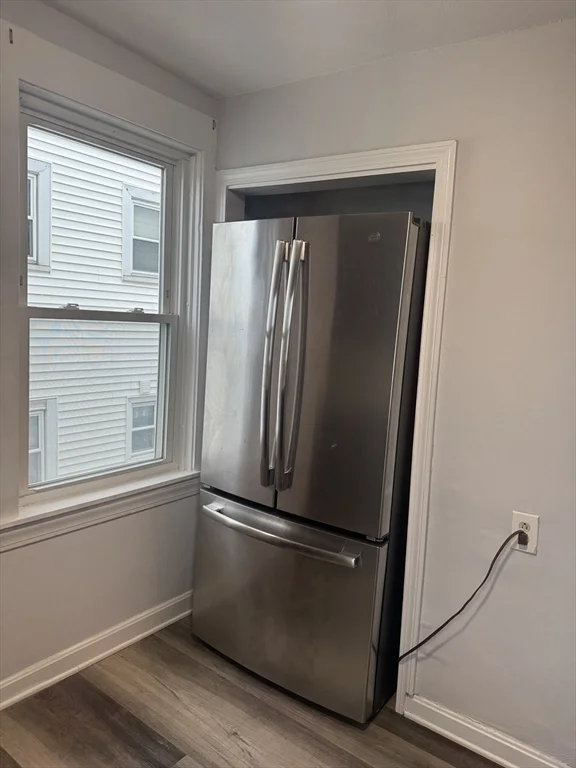 3 bed, 1 bath apartment for rent at 93 Webster St Unit 2, Fall River — photo 5 of 15